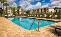 Click to see fullsize photo of Jacksonville furnished apartment Eden's Edge